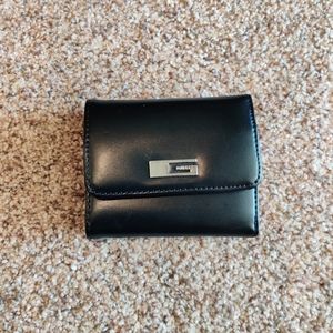 Guess Wallet